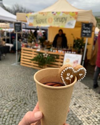 Tak zítra zakončuji sezónu na Trhu v Aleji v Šestajovicích 🤗. Je to koje poslední akce a nebudu lhát, ale už se na tu...